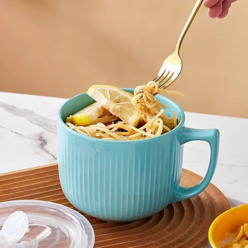 Microwave soup bowl with - with, lid
